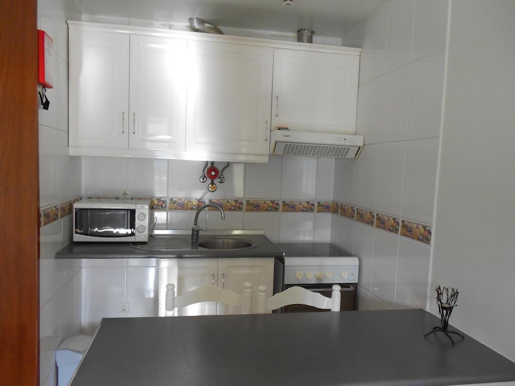 Vale De Azereiros Apartamentos Герес Номер фото